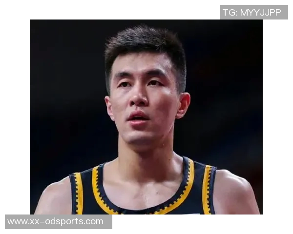 郭艾伦虽不再年轻速度减缓但技艺依旧油箱仍有余力